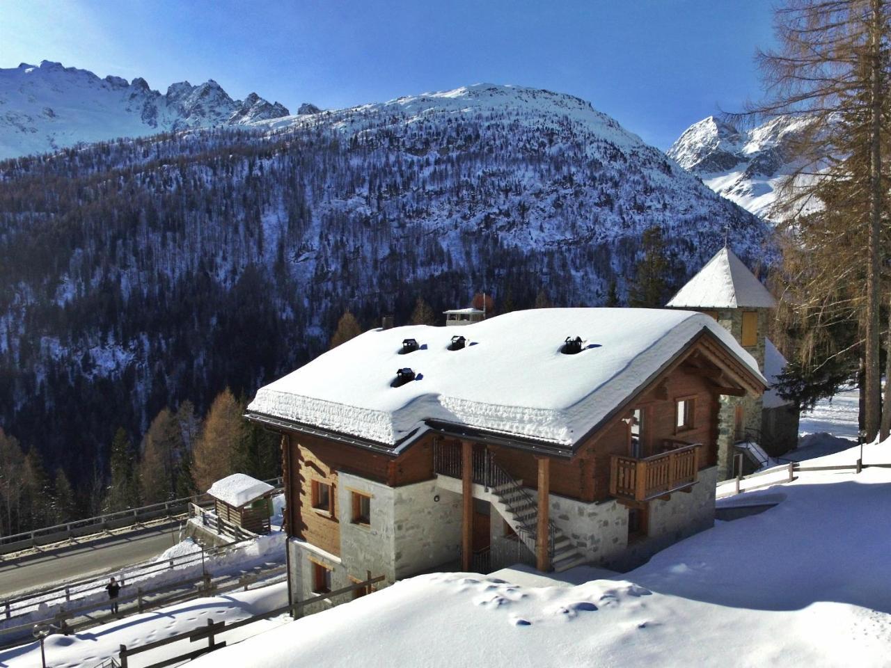 Chalet Selva Apartment Isolaccia Exterior photo