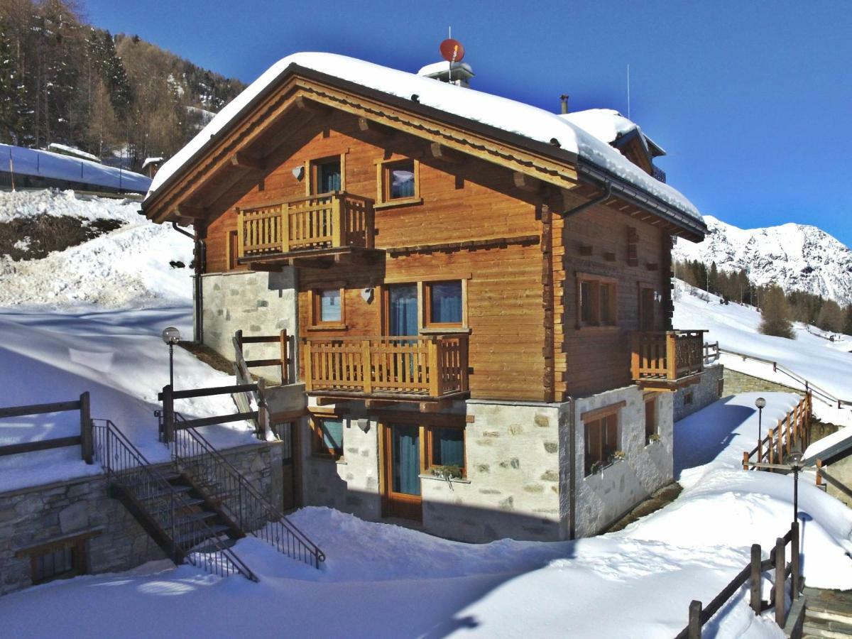 Chalet Selva Apartment Isolaccia Exterior photo